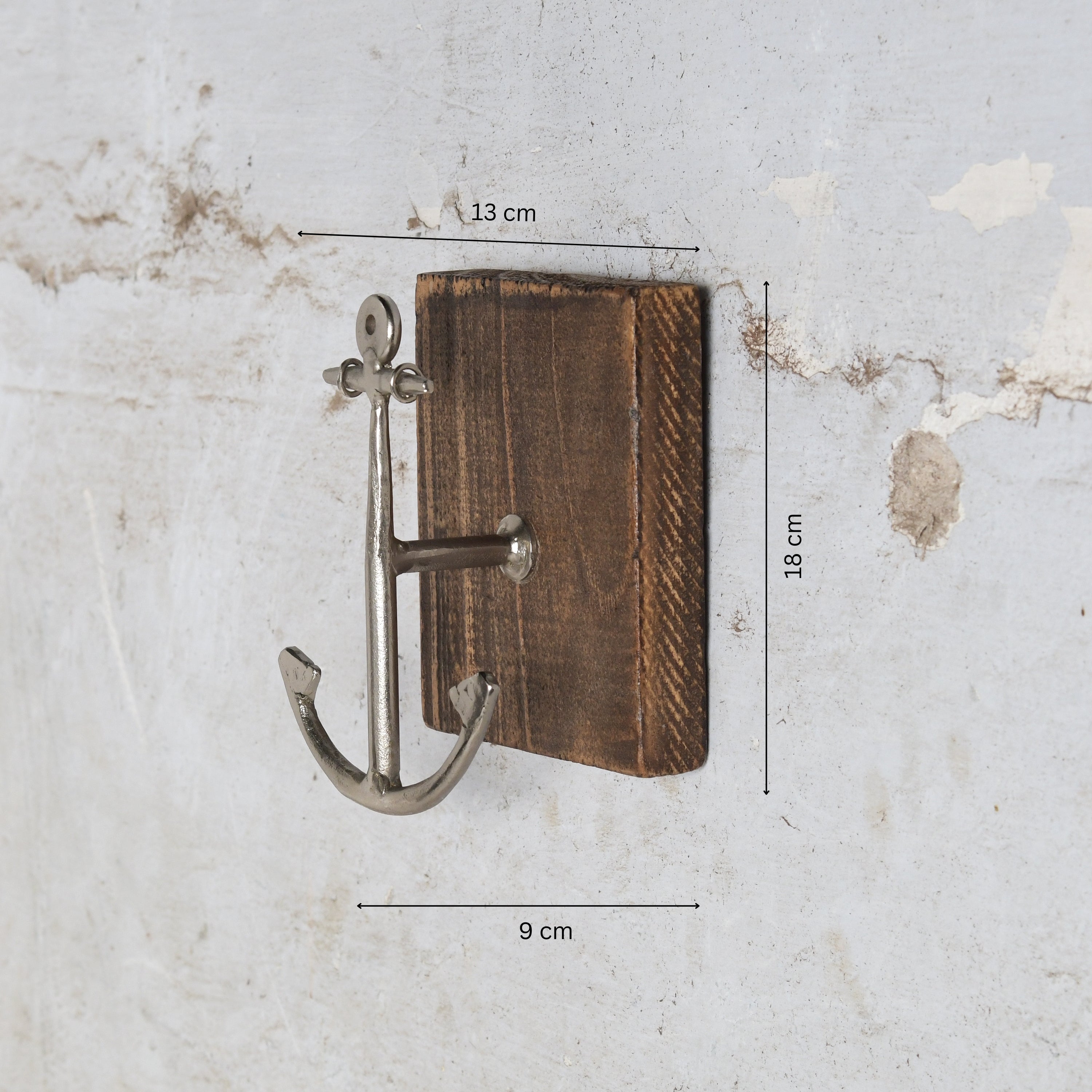 Orion Wall Hanger