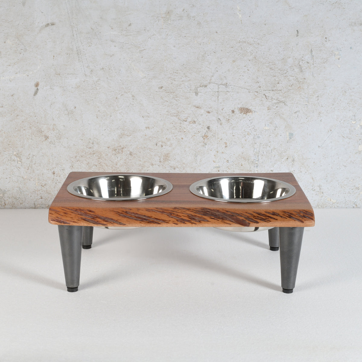 Bruno Pet Feeder
