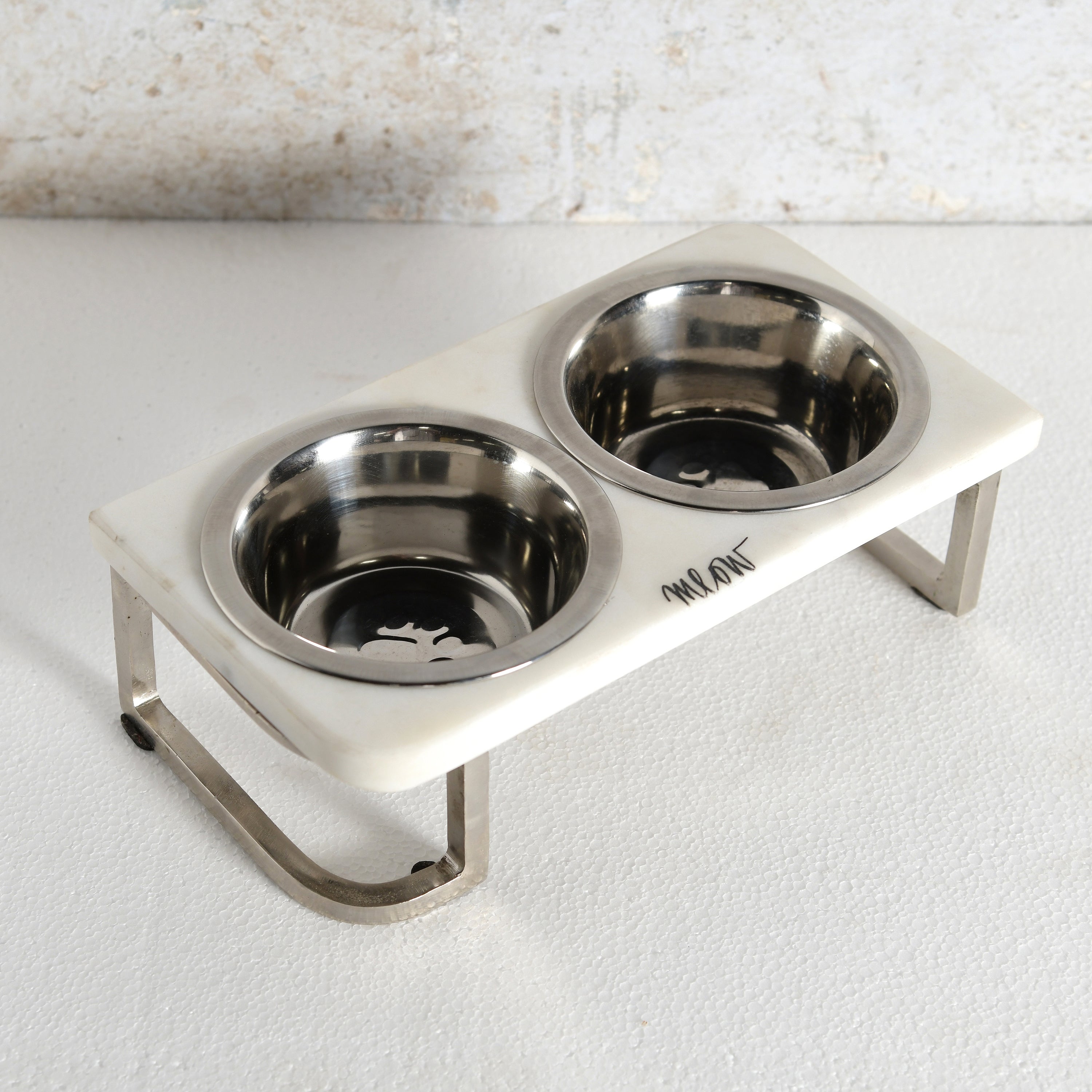 Scout Pet Feeder