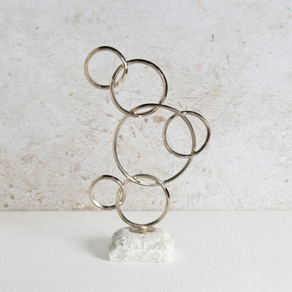 Saddler Table Decor