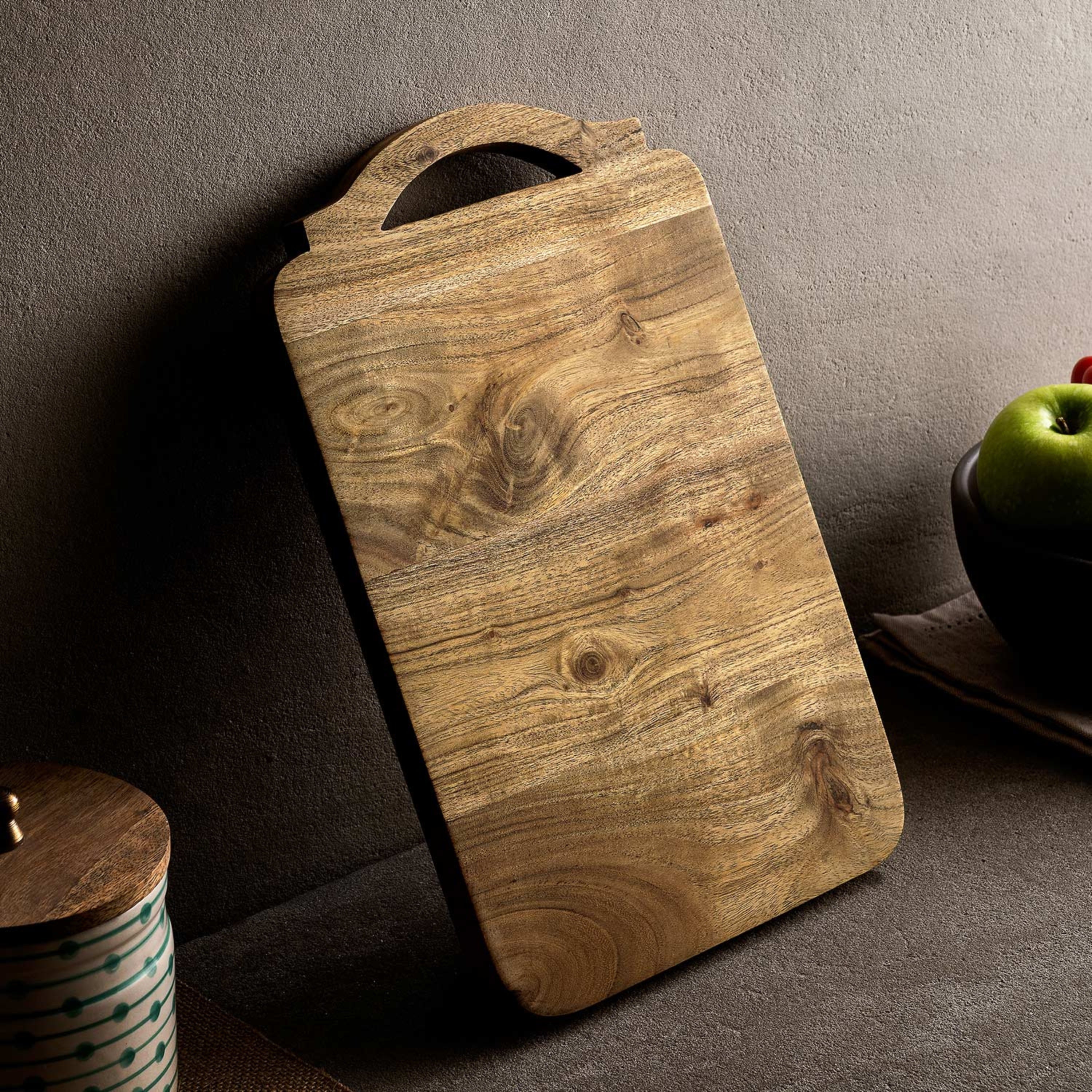 Acacia wood rectangle chopping board with handle